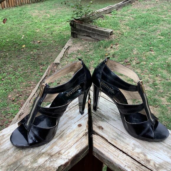Michael Kors Black Patent Leather Vixen Heels 4" Chunky Zipper Strappy 9M - Picture 4 of 8